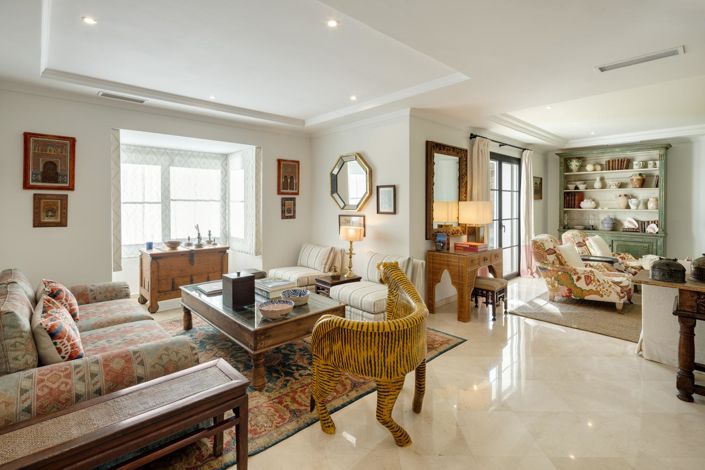 Image No.13-4 Bed Property for sale