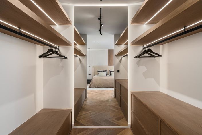 Image No.27-3 Bed Property for sale