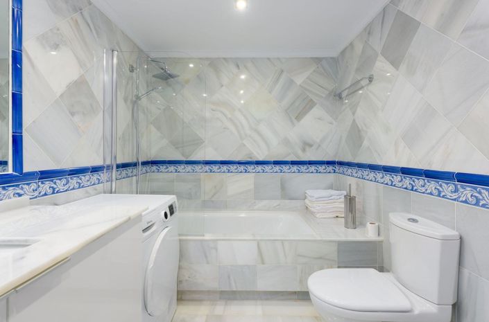 Image No.26-2 Bed Property for sale