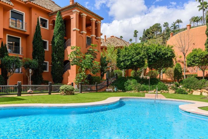 Image No.3-2 Bed Property for sale