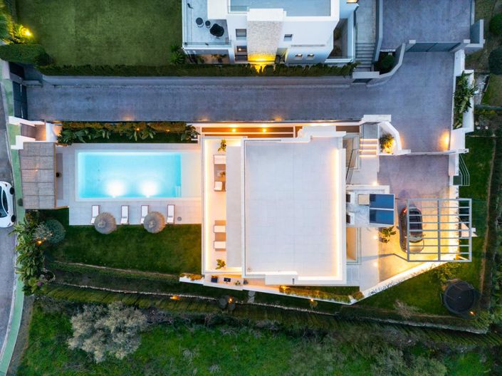 Image No.21-5 Bed Property for sale