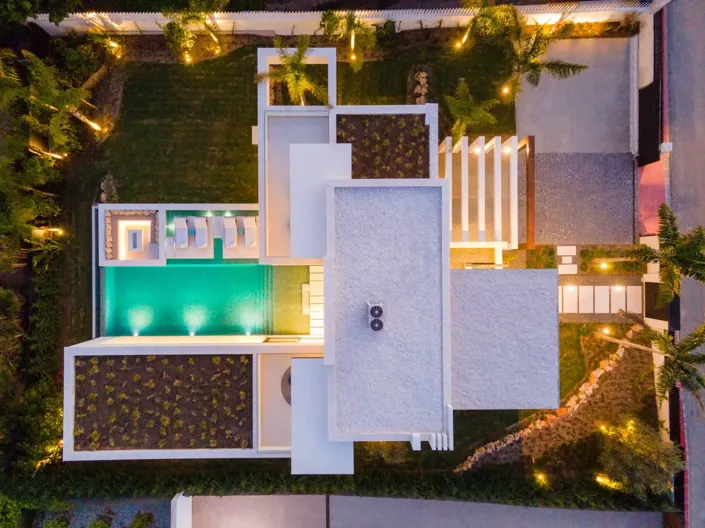 Image No.25-5 Bed Property for sale