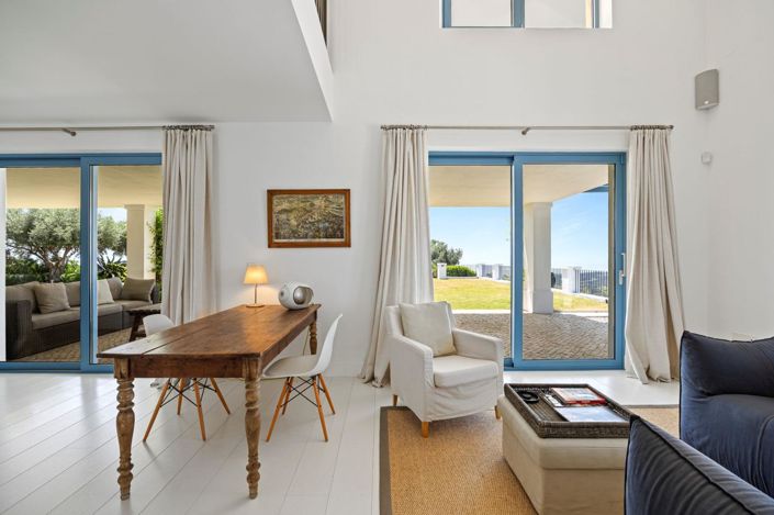 Image No.30-5 Bed Property for sale