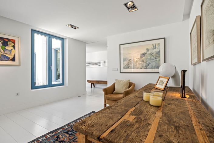 Image No.42-5 Bed Property for sale