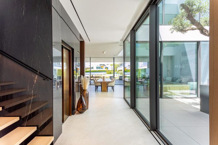 Image No.20-3 Bed Property for sale