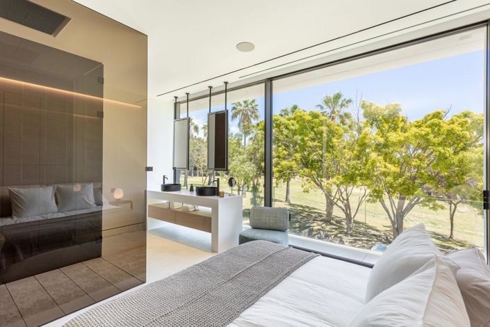 Image No.30-3 Bed Property for sale