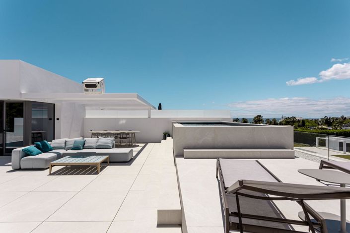 Image No.5-3 Bed Property for sale