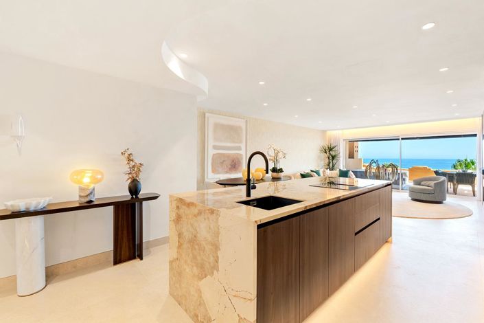 Image No.4-Propriété de 4 chambres à vendre à Estepona