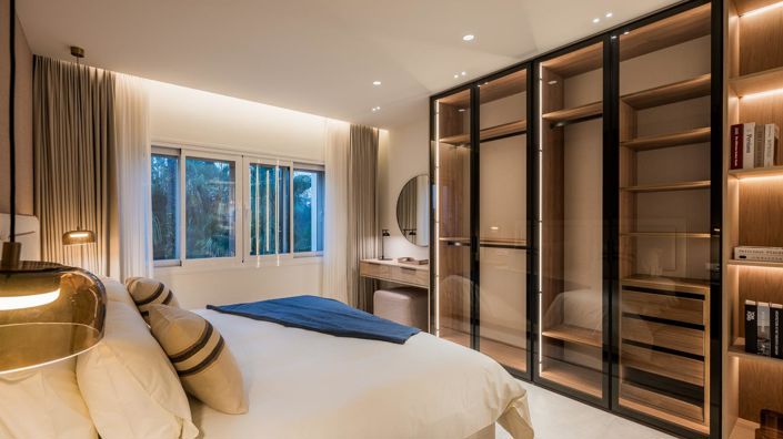 Image No.34-3 Bed Property for sale