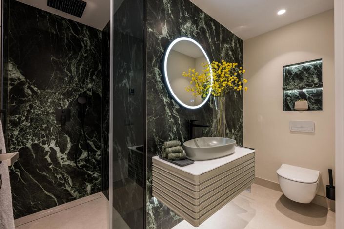 Image No.7-3 Bed Property for sale