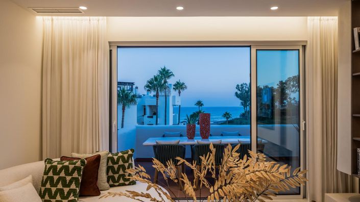 Image No.37-3 Bed Property for sale