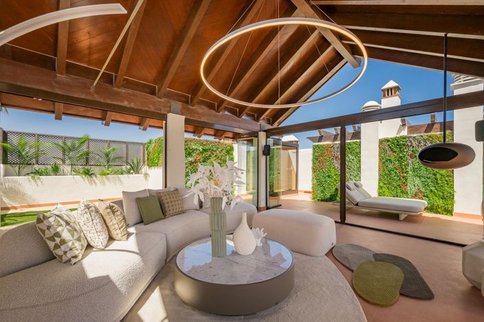 Image No.52-3 Bed Property for sale