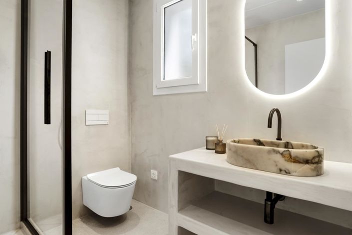 Image No.24-4 Bed Property for sale