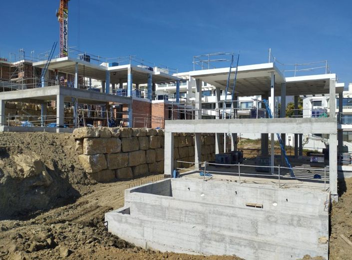 Image No.9-3 Bed Property for sale