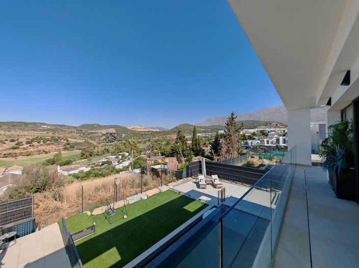 Image No.4-Propriété de 5 chambres à vendre à Estepona