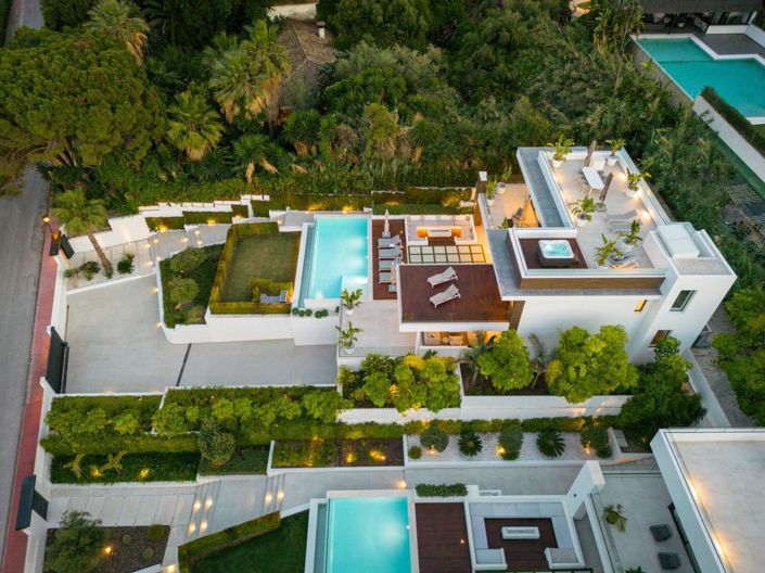 Image No.35-5 Bed Property for sale