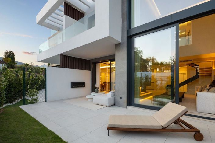 Image No.5-4 Bed Property for sale