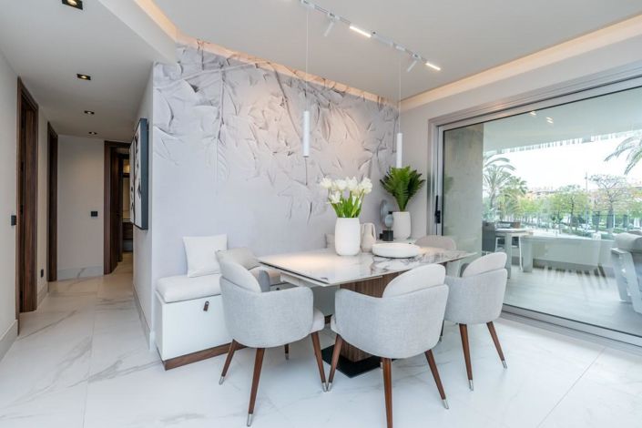 Image No.15-2 Bed Property for sale