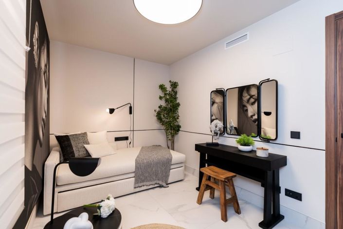 Image No.5-2 Bed Property for sale