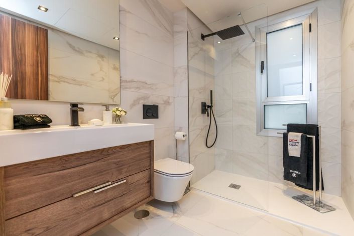 Image No.13-4 Bed Property for sale