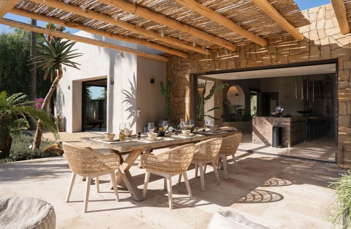 Image No.11-5 Bed Property for sale