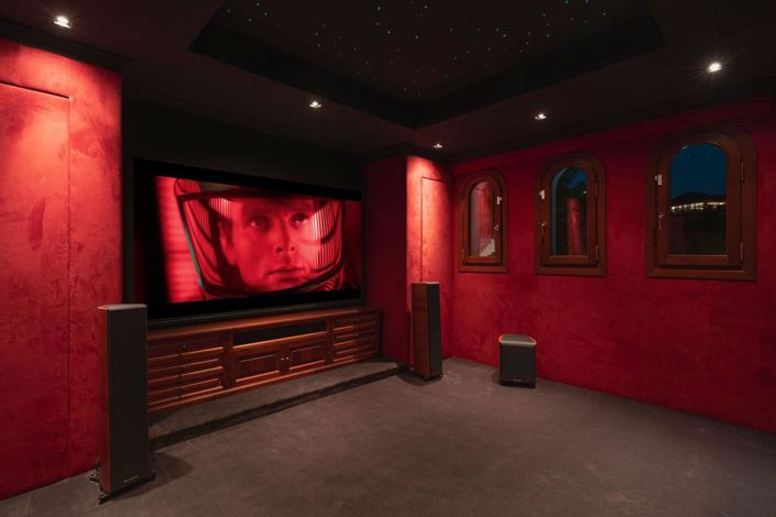 Image No.20-4 Bed Property for sale