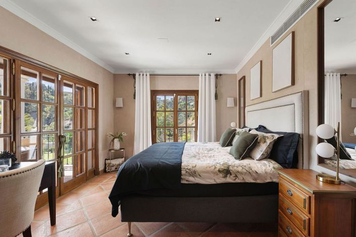 Image No.37-4 Bed Property for sale