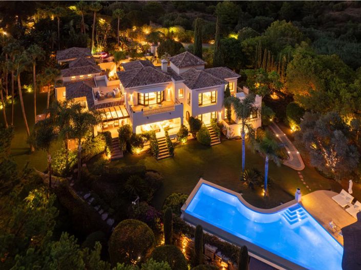 Image No.27-6 Bed Property for sale