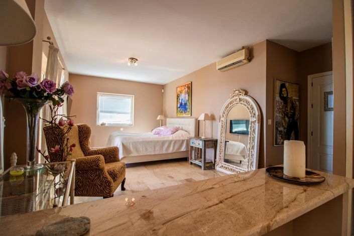 Image No.51-4 Bed Property for sale