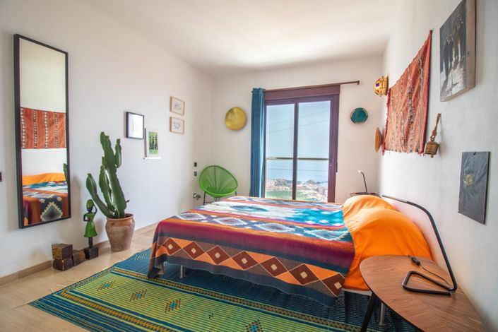 Image No.55-5 Bed Property for sale