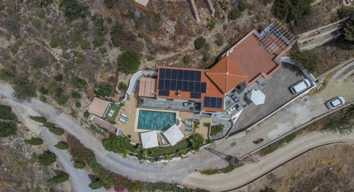 Image No.64-5 Bed Property for sale