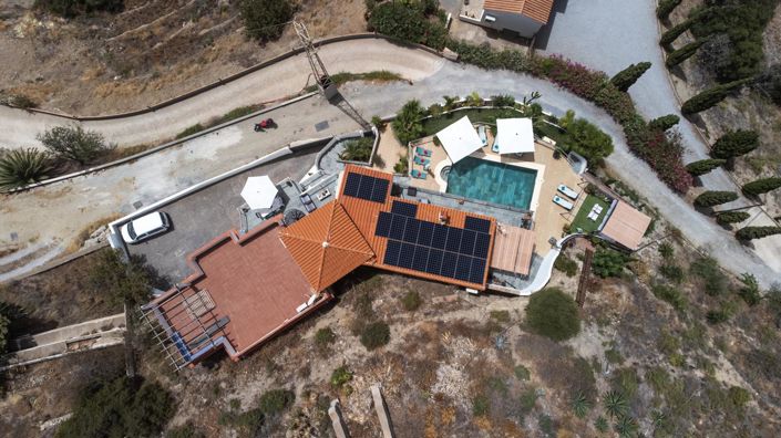 Image No.65-5 Bed Property for sale