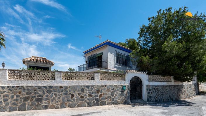 Image No.19-5 Bed Property for sale