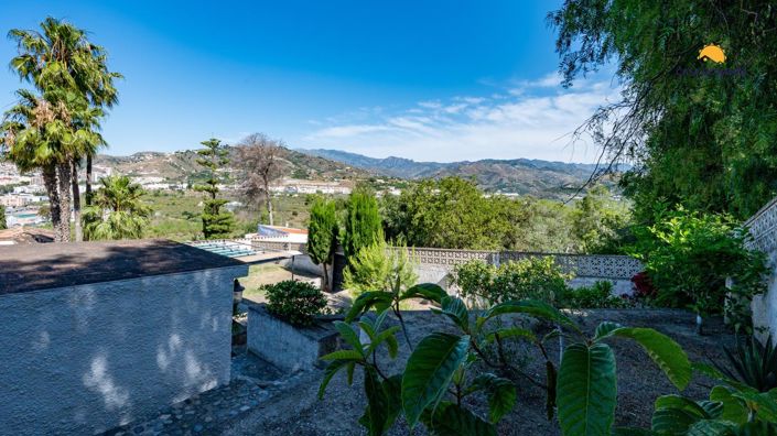 Image No.5-5 Bed Property for sale