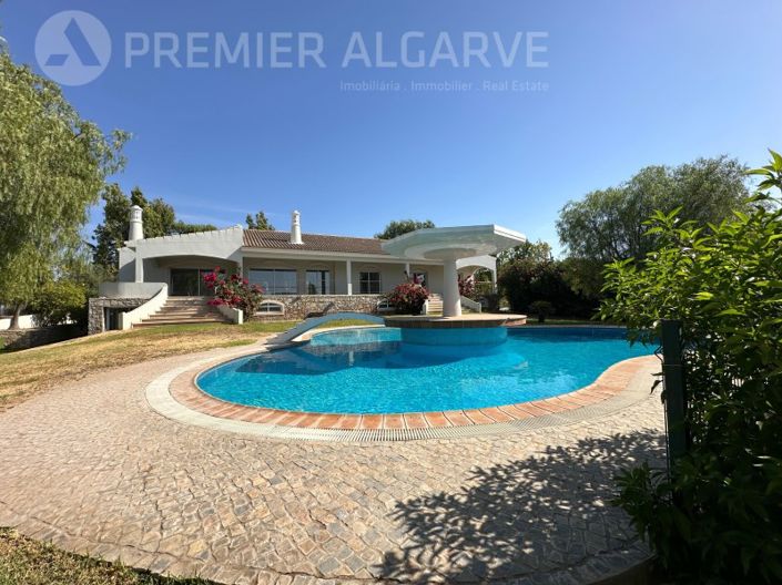 Image No.6-6 Bed House for sale