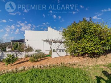 idb9b0a501-0000-0500-0000-0000166ed6f0