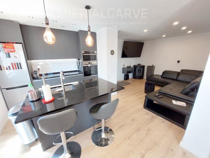 Image No.4-5 Bed House for sale