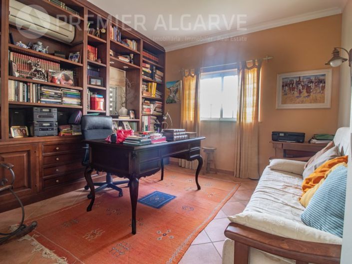 Image No.20-Maison de 4 chambres à vendre à Loule