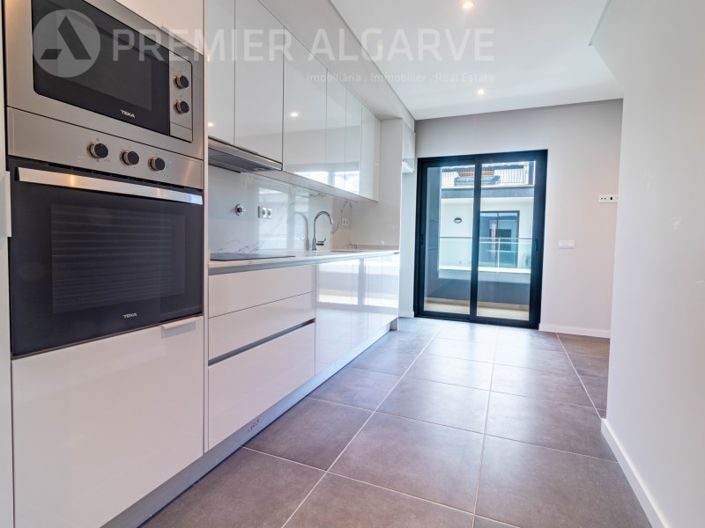 Image No.4-3 Bed Apartment for sale