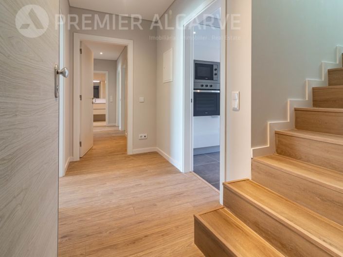 Image No.3-3 Bed Apartment for sale