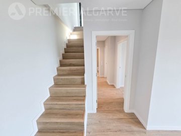 idd0cd9a01-0000-0500-0000-000015843c89