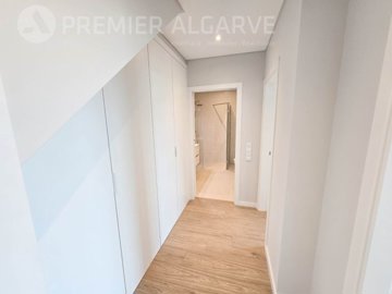 idd0cd9a01-0000-0500-0000-000015843c8a