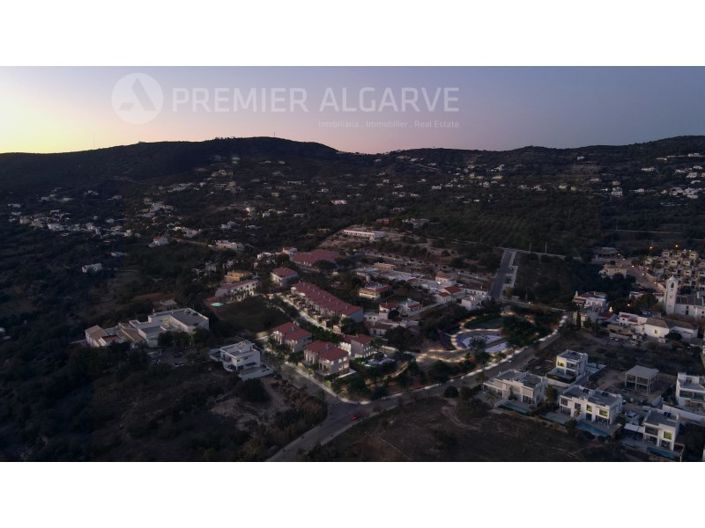 Image No.4-Terrain à vendre à Faro City