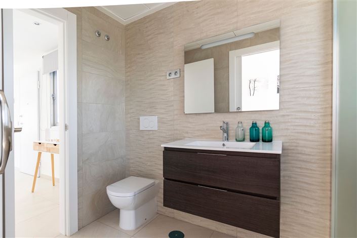 Image No.29-3 Bed Villa for sale