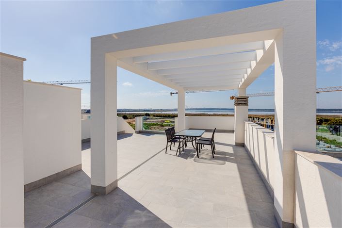 Image No.16-2 Bed Apartment for sale