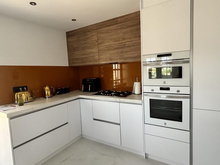 Image No.4-6 Bed Villa / Detached for sale