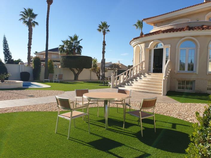 Image No.29-6 Bed Villa / Detached for sale