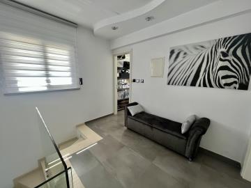 384015735_715302593966120_354002484457111562_n