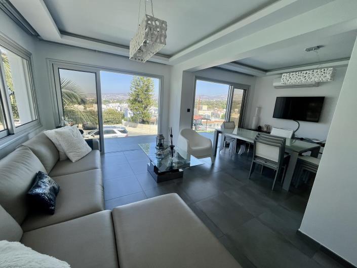 Image No.35-3 Bed House for sale