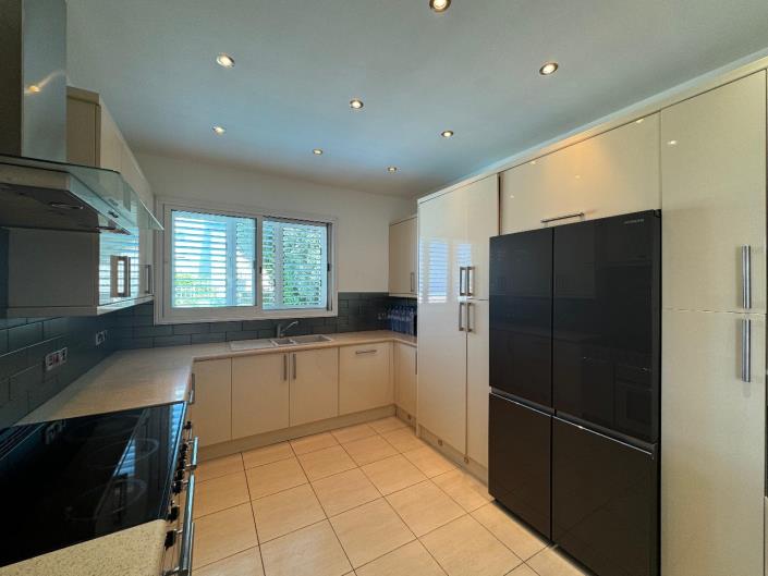 Image No.26-4 Bed Villa / Detached for sale